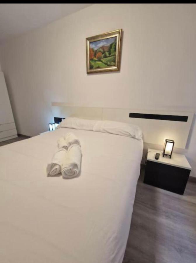 Apartamento Con Terraza Y Parking Gijón Værelse billede